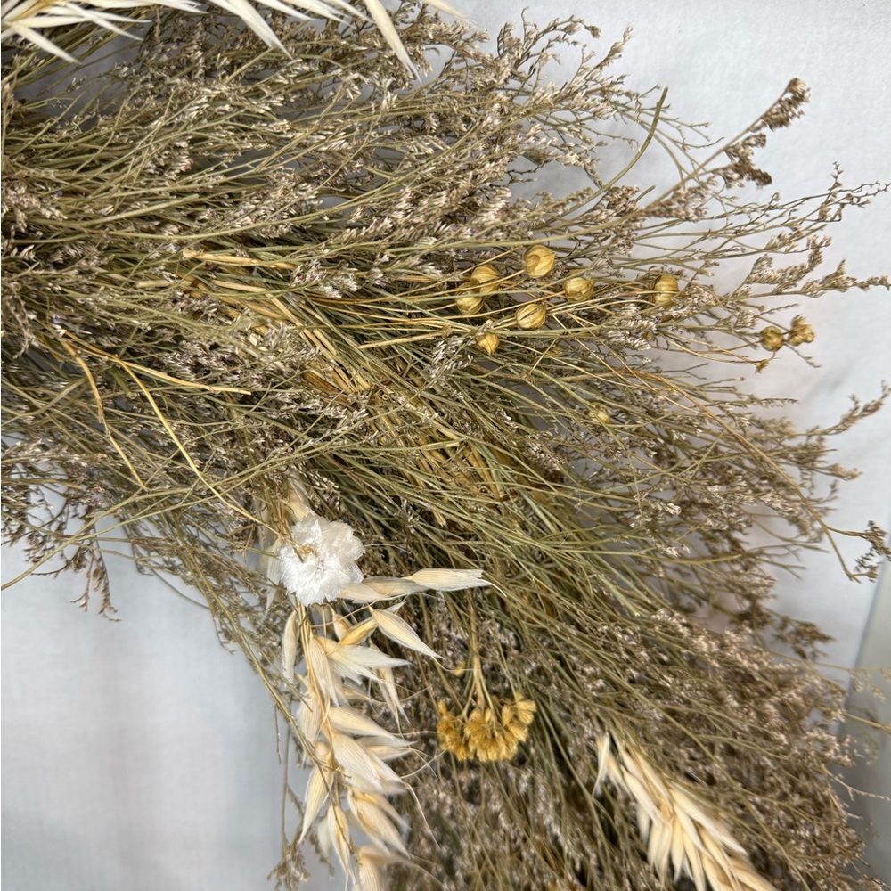 Hearth & Hand Preserved 21” Wreath -Natural Dried Foliage, Yellow/Cream Flowers - Picture 7 of 12
